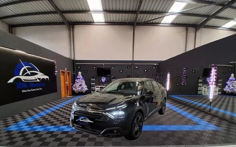 Usado Citroën C4 131 HP (96 kW) 2023 Preto SUV