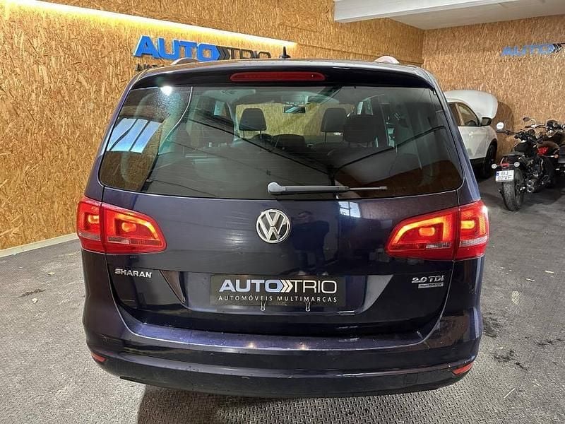 Usado VW Sharan 140 HP (102 kW) 2010 Azul Monovolume