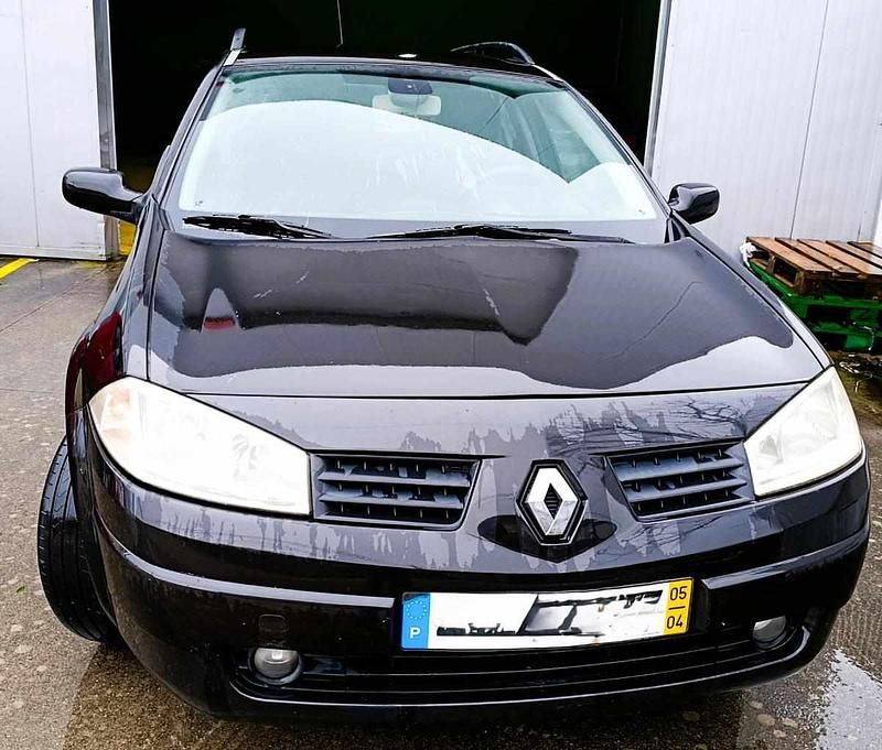 Preto Usado 2005 Renault Mégane GrandTour Carrinha | € 2.980 (Super Preço) - Imagem 1/4