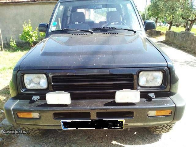 Daihatsu rocky f300