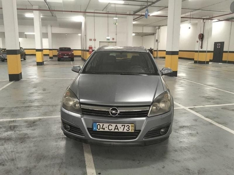 Usado 2006 Opel Astra Sedan | € 2.750 (Bom preço) - Imagem 1/4