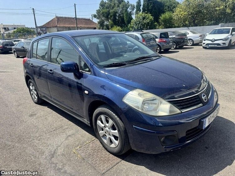 Azul Usado 2008 Nissan Tiida Acenta | € 4.499 - Imagem 1/1