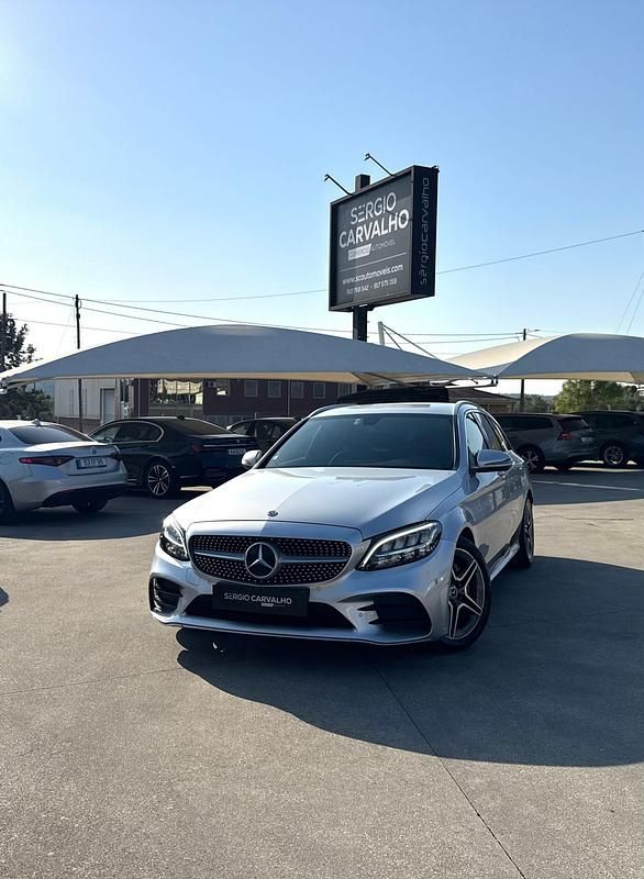 Cinza Usado 2018 Mercedes C220 AMG line Carrinha | € 34.900 - Imagem 1/4