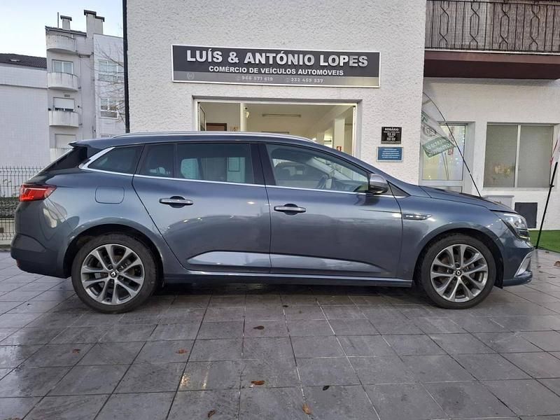 Cinzento Usado 2020 Renault Mégane IV Carrinha | € 17.500 (Preço elevado) - Imagem 1/4