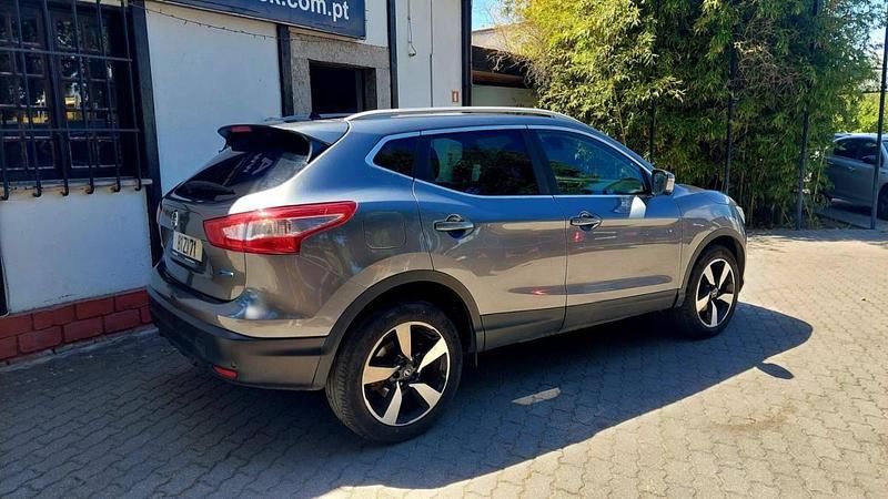 Usado Nissan Qashqai 360º 110 HP (80 kW) 2016 Cinza SUV