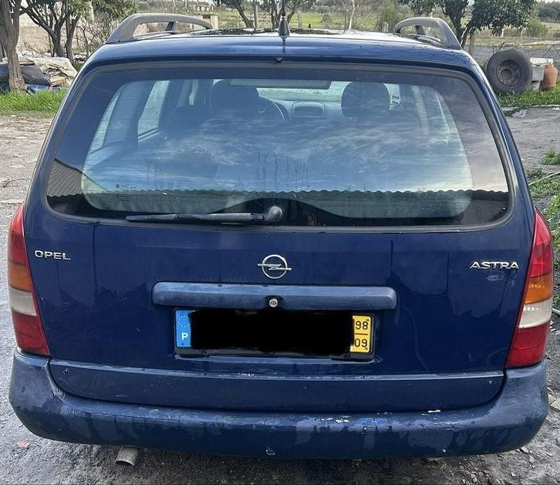 Usado 1998 Opel Astra Sedan | € 1.500 (Bom preço) - Imagem 1/4