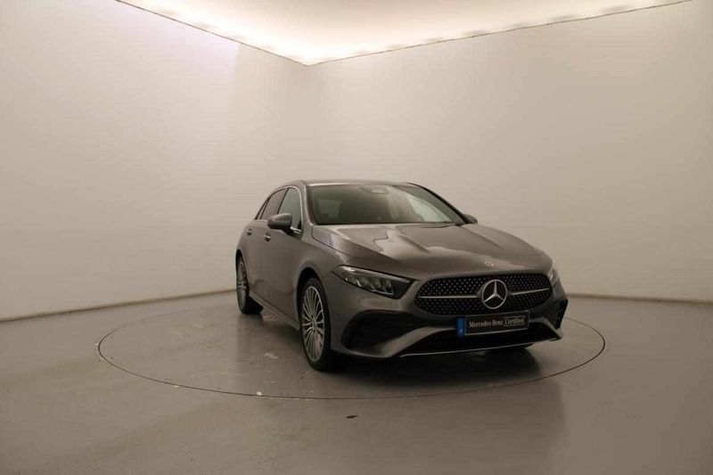 Cinzento Usado 2025 Mercedes A250 | € 47.990 (Preço justo) - Imagem 1/4