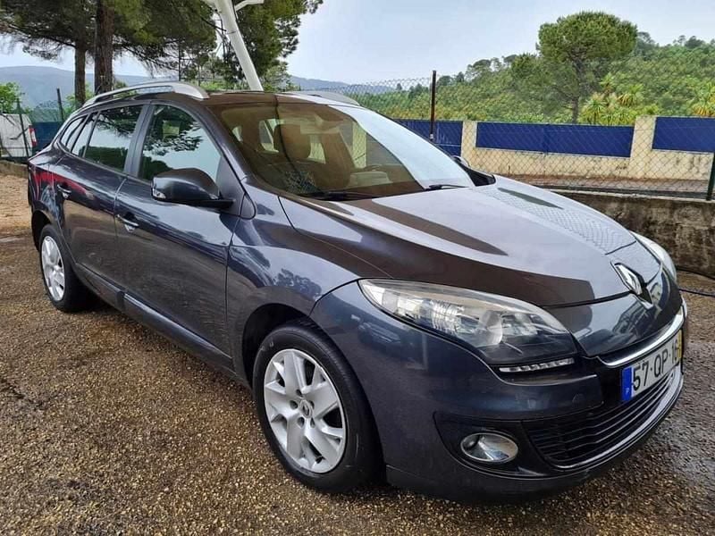 Usado Renault Mégane III 90 HP (66 kW) 2013 Cinzento