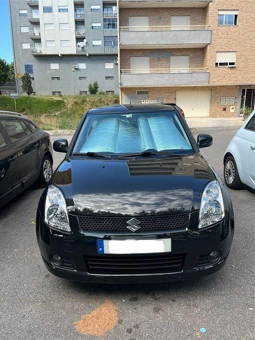Usado 2007 Suzuki Swift Sedan | € 6.499 (Preço justo) - Imagem 1/4