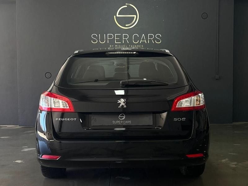 Usado Peugeot 508 SW 120 HP (88 kW) 2015 Preto Carrinha