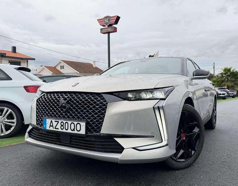 Cinzento Usado 2023 DS Automobiles DS4 | € 27.500 (Preço justo) - Imagem 1/4