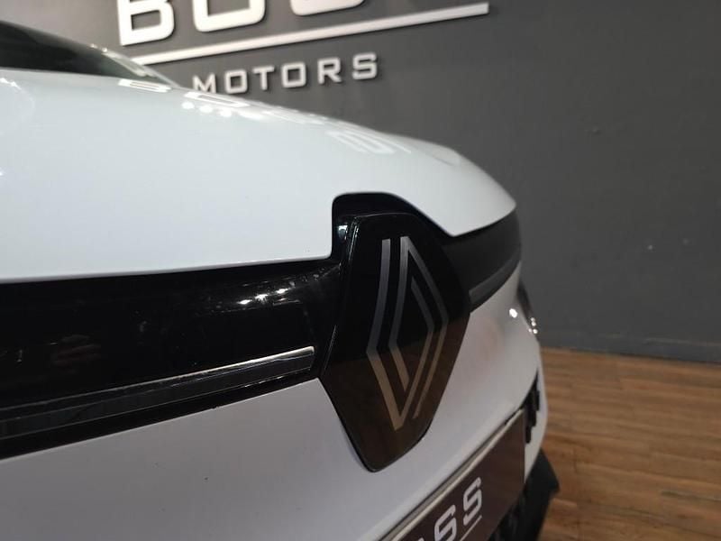 Usado Renault Mégane IV 95 kW (130 HP) 2022 Branco