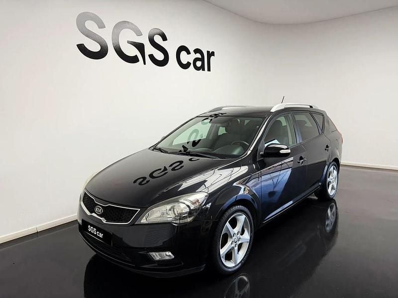 Preto Usado 2012 Kia Ceed Citadino | € 6.950 (Super Preço) - Imagem 1/4