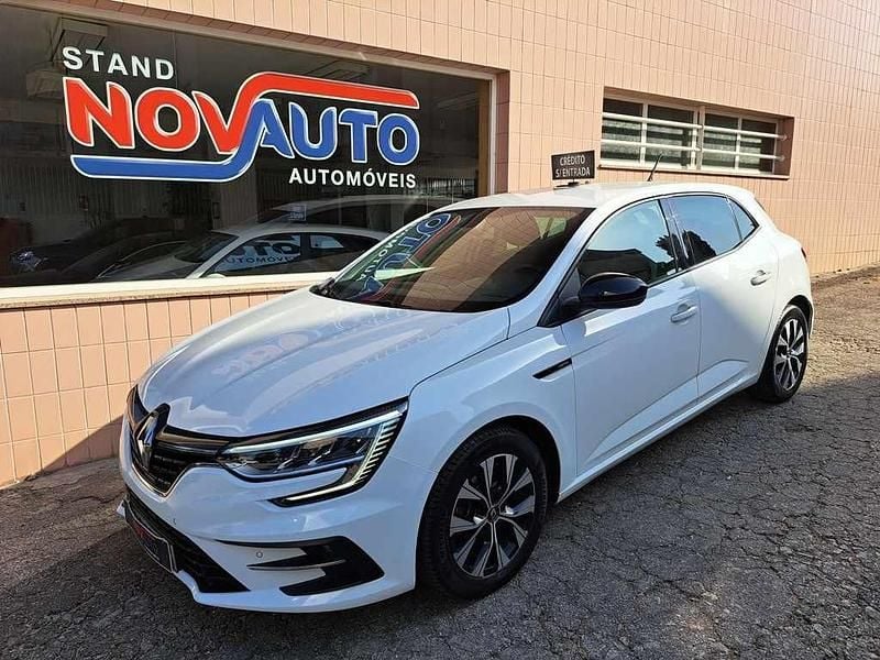 Usado Renault Mégane IV 115 HP (84 kW) 2022 Branco