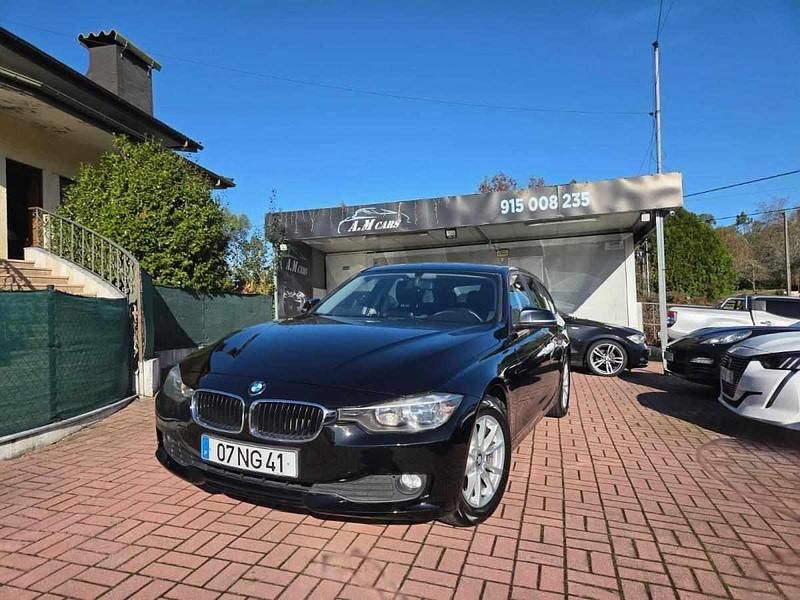 Preto Usado 2012 BMW 320 Carrinha | € 13.490 (Super Preço) - Imagem 1/4