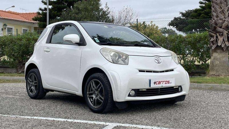 Branco Usado 2009 Toyota iQ Citadino | € 6.950 (Preço elevado) - Imagem 1/4