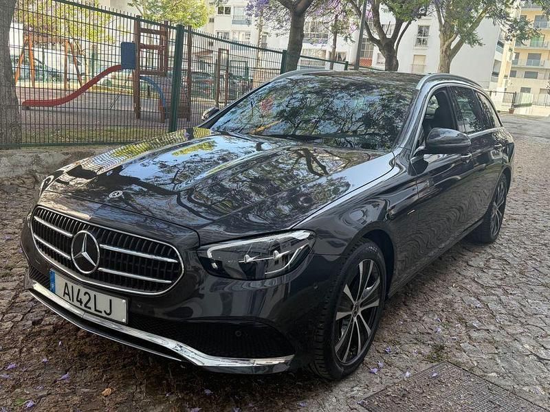 Usado 2021 Mercedes E300 Sedan | € 38.500 (Bom preço) - Imagem 1/4