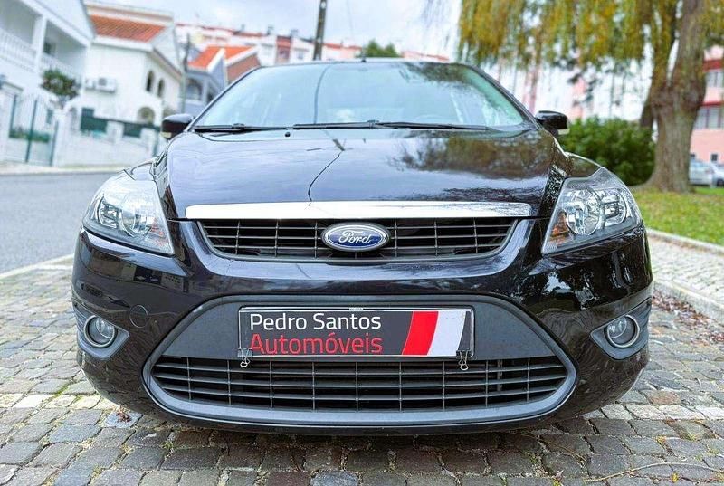 Usado Ford Focus 90 HP (66 kW) 2009 Preto