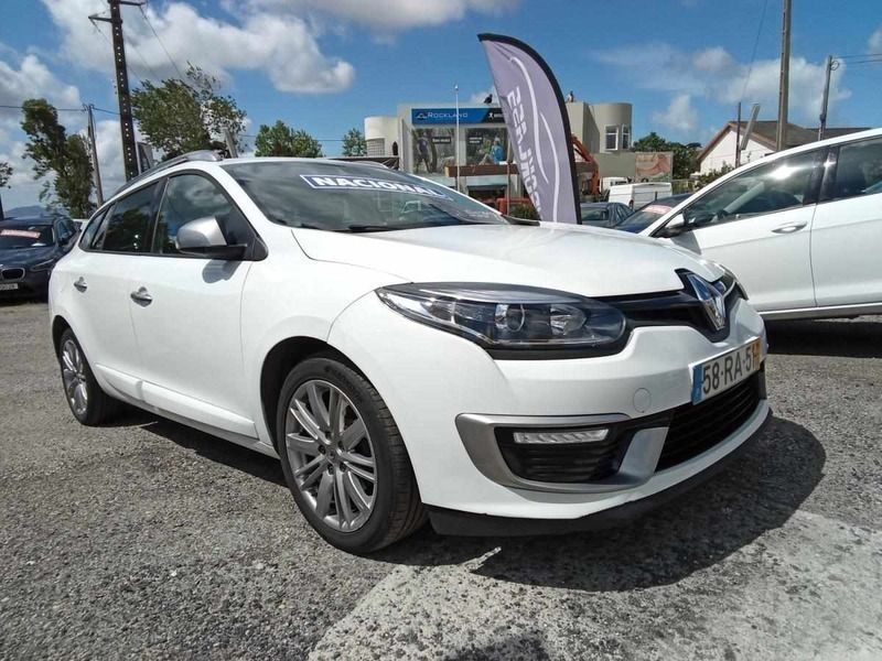 Branco Usado 2016 Renault Mégane III Carrinha | € 8.900 (Preço justo) - Imagem 1/4