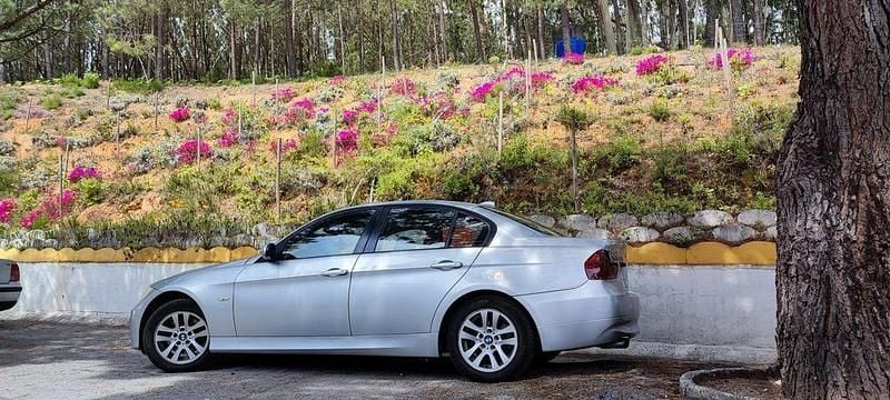 Usado 2008 BMW 320 Sedan | € 4.000 - Imagem 1/1