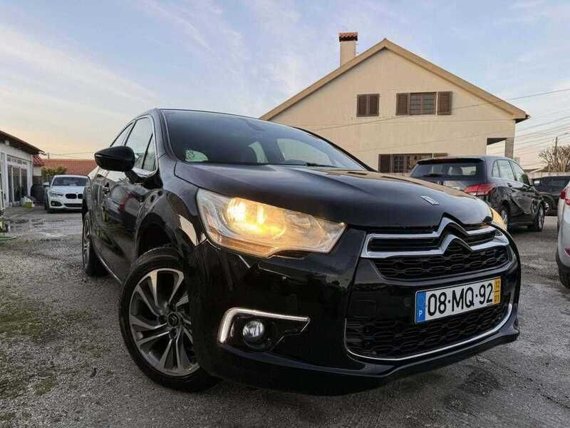 Preto Usado 2012 Citroën DS4 Citadino | € 9.990 - Imagem 1/4