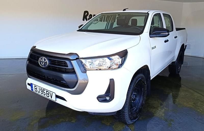 Branco Usado 2024 Toyota HiLux Pickup | € 41.900 (Preço justo) - Imagem 1/4