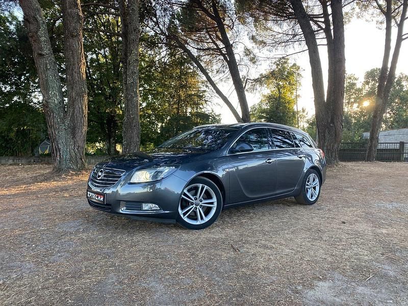 Cinza Usado 2010 Opel Insignia Sport Carrinha | € 8.997 (Caro) - Imagem 1/4