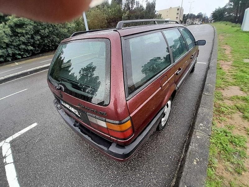 Usado 1993 VW Passat Carrinha | € 1.300 - Imagem 1/4