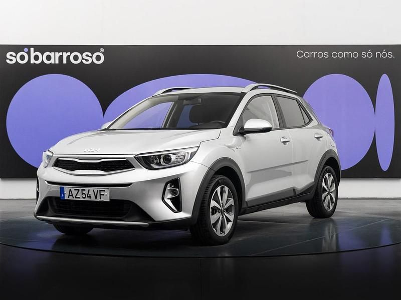 Usado Kia Stonic 84 HP (61 kW) 2023 Cinza SUV
