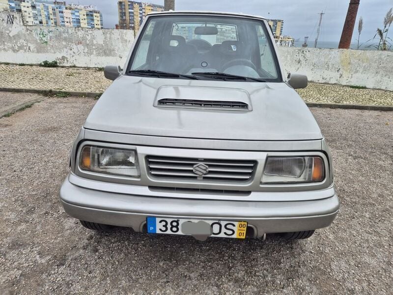 Usado 2000 Suzuki Vitara SUV | € 5.900 - Imagem 1/4