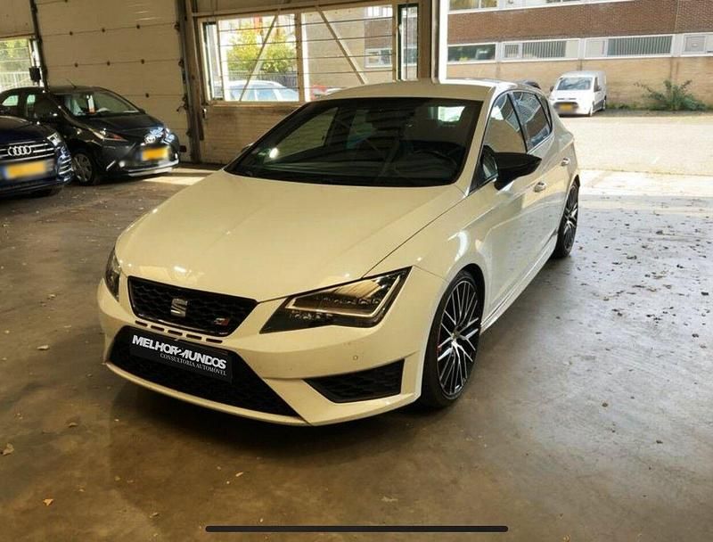 Branco Usado 2015 Cupra Leon | € 23.990 (Preço justo) - Imagem 1/4
