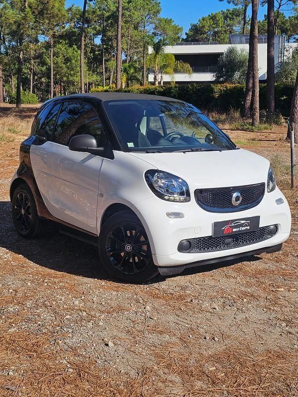 Branco Usado 2018 Smart ForTwo Electric Drive Citadino | € 9.990 (Preço elevado) - Imagem 1/4