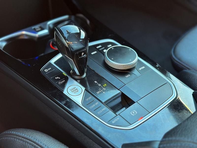 Usado BMW 118 140 HP (102 kW) 2021 Preto Citadino