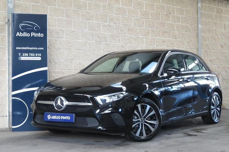 Usado Mercedes A250 Style 160 HP (117 kW) 2021 Preto
