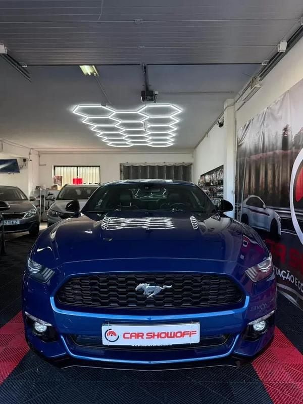 Usado Ford Mustang 317 HP (233 kW) 2017 Azul Coupé
