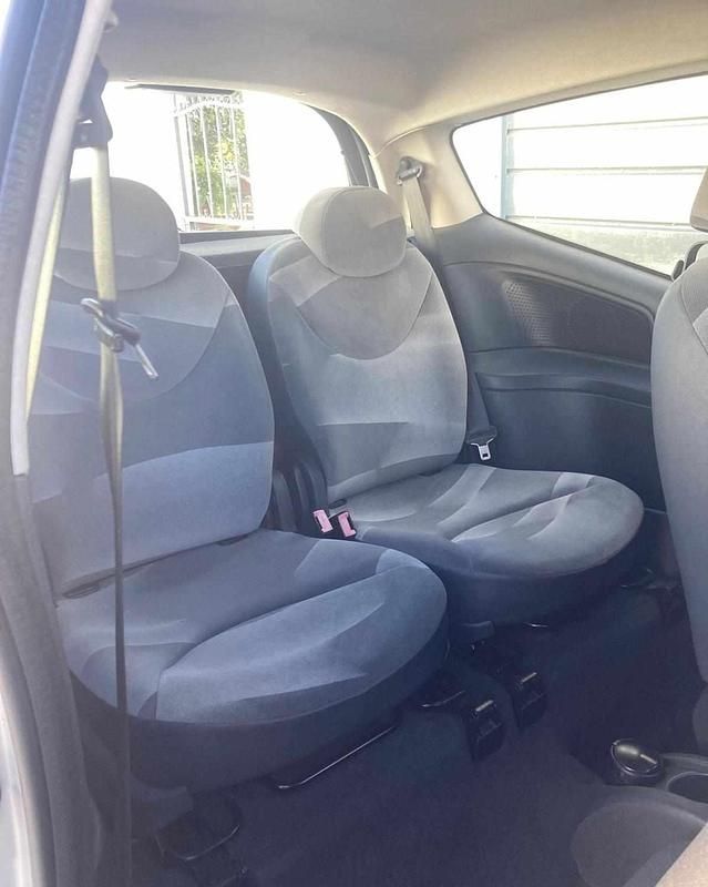 Usado Citroën C2 60 HP (44 kW) 2008 Cinzento Citadino