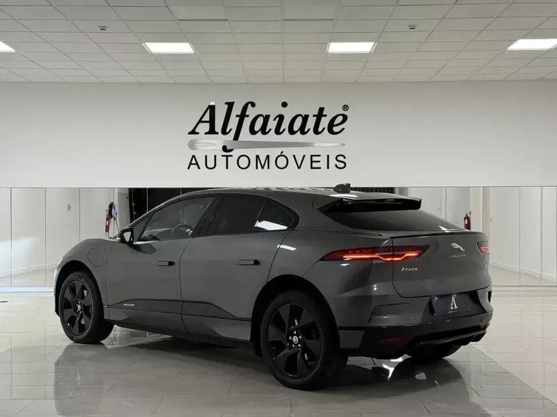 Usado Jaguar I-Pace SE 294 kW (400 HP) 2018 Cinza escuro SUV