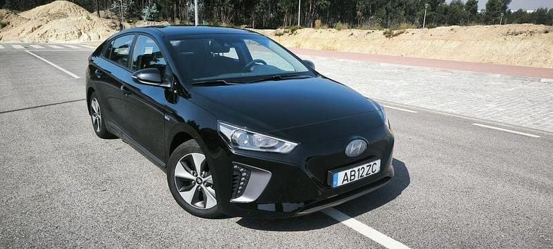 Usado 2018 Hyundai Ioniq Sedan | € 11.500 (Preço justo) - Imagem 1/4