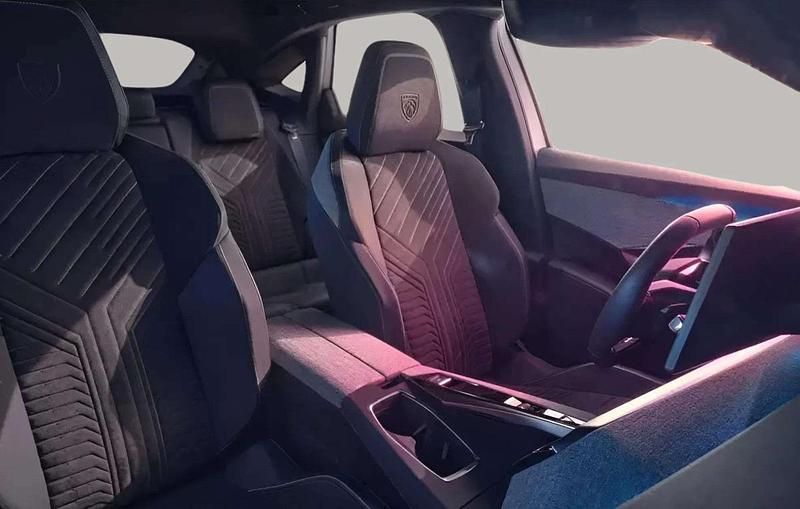 Novo Peugeot e-3008 Allure 156 kW (213 HP) 2025 Azul SUV