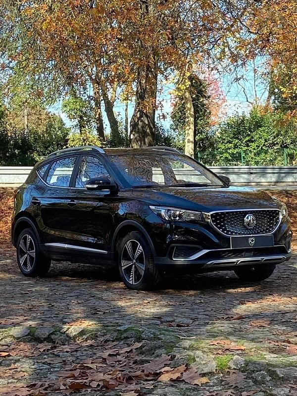 Usado MG ZS 105 kW (143 HP) 2020 Preto SUV