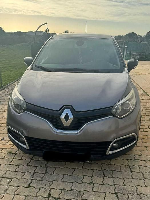 Usado Renault Captur 90 HP (66 kW) 2015 SUV
