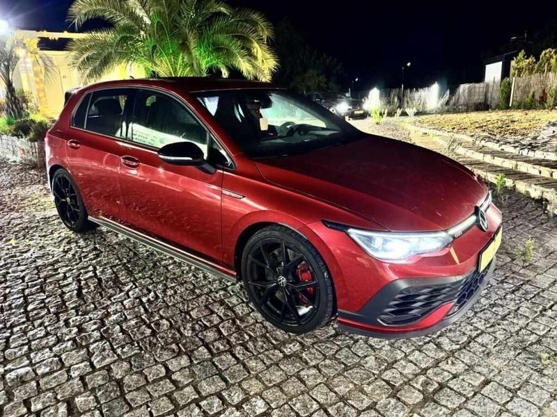 Usado VW Golf VIII GTI Clubsport 300 HP (220 kW) 2022 Vermelho