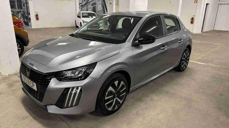 Cinzento Usado 2025 Peugeot 208 Style Citadino | € 19.200 (Preço justo) - Imagem 1/4