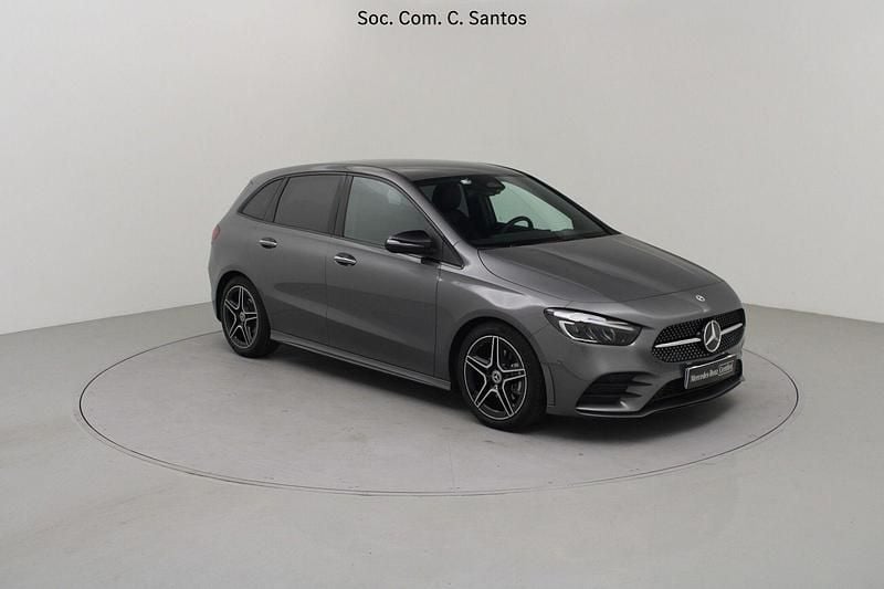 Usado Mercedes B180 AMG 116 HP (85 kW) 2024 Cinza Monovolume