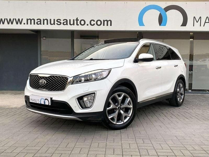 Branco Usado 2015 Kia Sorento SUV | € 18.750 - Imagem 1/4
