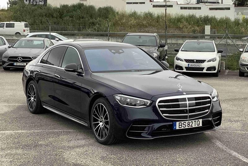 Azul Novo 2024 Mercedes S580 Sedan | € 141.750 - Imagem 1/4