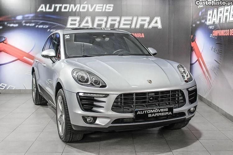 Cinza Usado 2014 Porsche Macan S SUV | € 43.900 (Preço justo) - Imagem 1/1