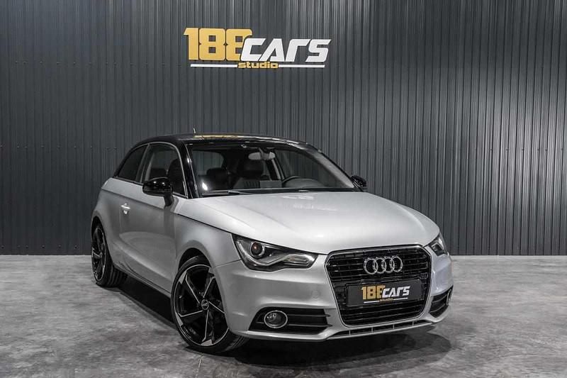 Usado Audi A1 90 HP (66 kW) 2012 Cinzento Citadino