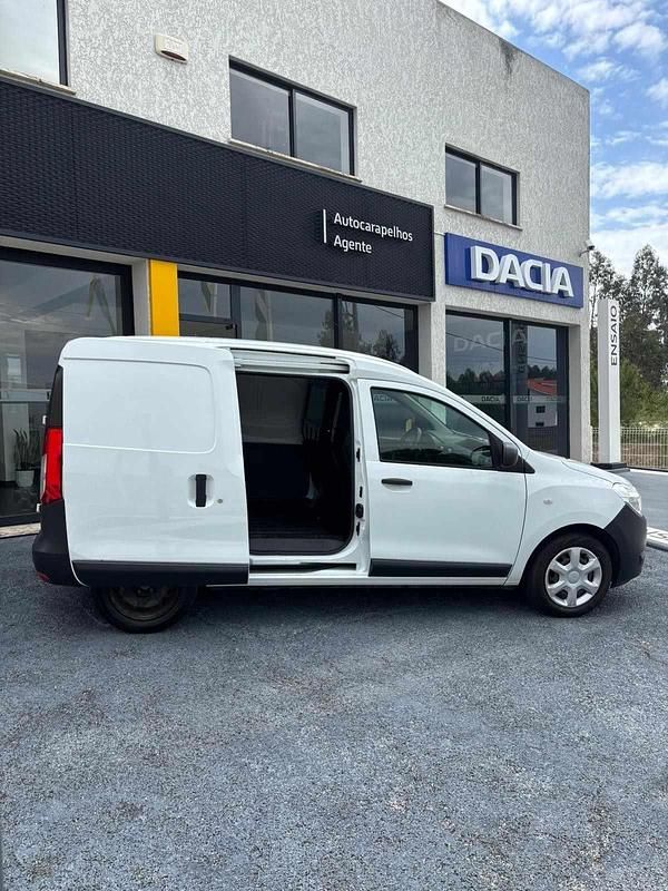 Usado Dacia Dokker 75 HP (55 kW) 2019 Branco Monovolume