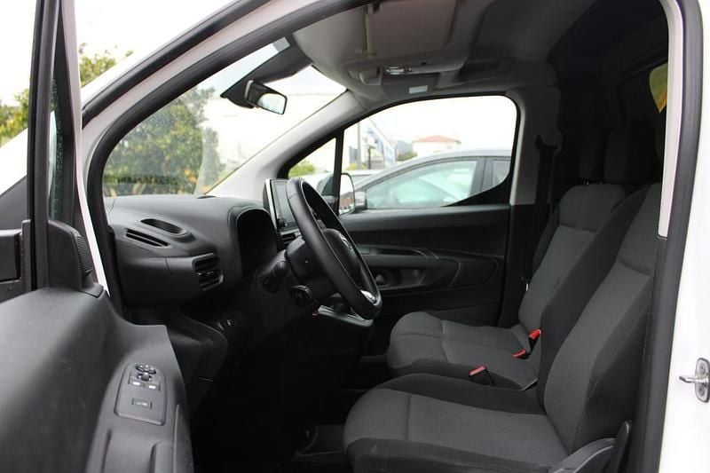 Usado Toyota Proace City City 102 HP (75 kW) 2021 Branco Monovolume